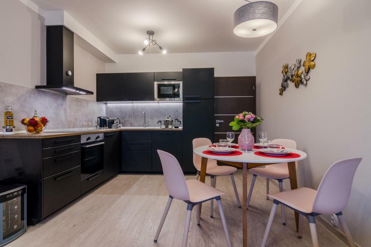 Prague Luxury Apartments Parking By Michal&Friends Εξωτερικό φωτογραφία